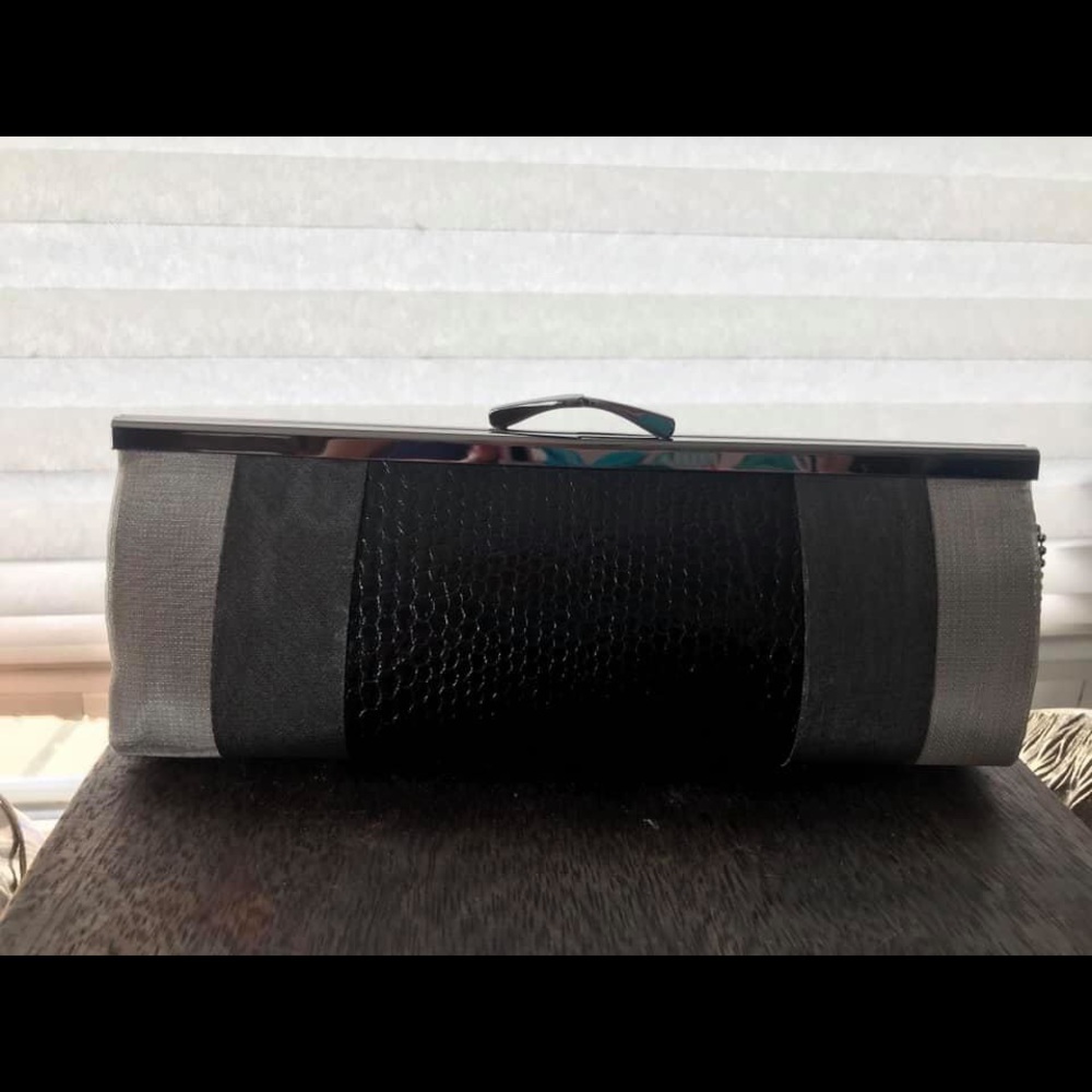 Bo’s of Los Angeles clutch